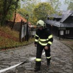 Fotografia z nácviku hasičského zásahu v priestoroch Oravského hradu. 3