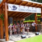fotografia - folklórny súbor heligonkárov