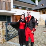 Dracula a jeho nevesta počas podujatia Draculovská kvapka krvi