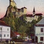 Pohľad na Oravský hrad a obec Oravský Podzámok koncom 19. storočia.
