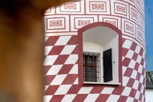 obr. č 8 Omietka Archívnej bašty po obnove- detail