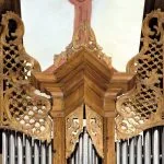 organ v kaplnke