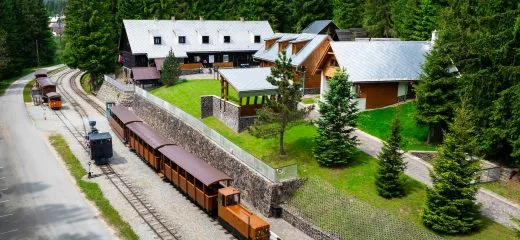 Oravské múzeum uspelo v ďalšom cezhraničnom projekte „Spája nás história koľajových vozidiel“