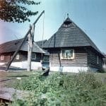 Obr. č 2: Studňa s rumpálom v obci Podbiel, rok 1979. Zdroj: Dokumentácia Oravského múzea