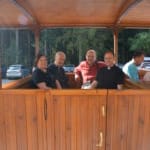 Jeho Eminencia Kardinál Monsiňor Jozef Tomko navštívil expozície Oravského múzea. Fotografia z Oravskej Lesnej.