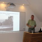 Fotografie zo semináru venovanému úzkorozchodným železniciam vo dvorane Oravského hradu.