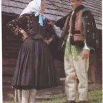 Sviatocný goralský odev v Zákamennom, historická fotografia.